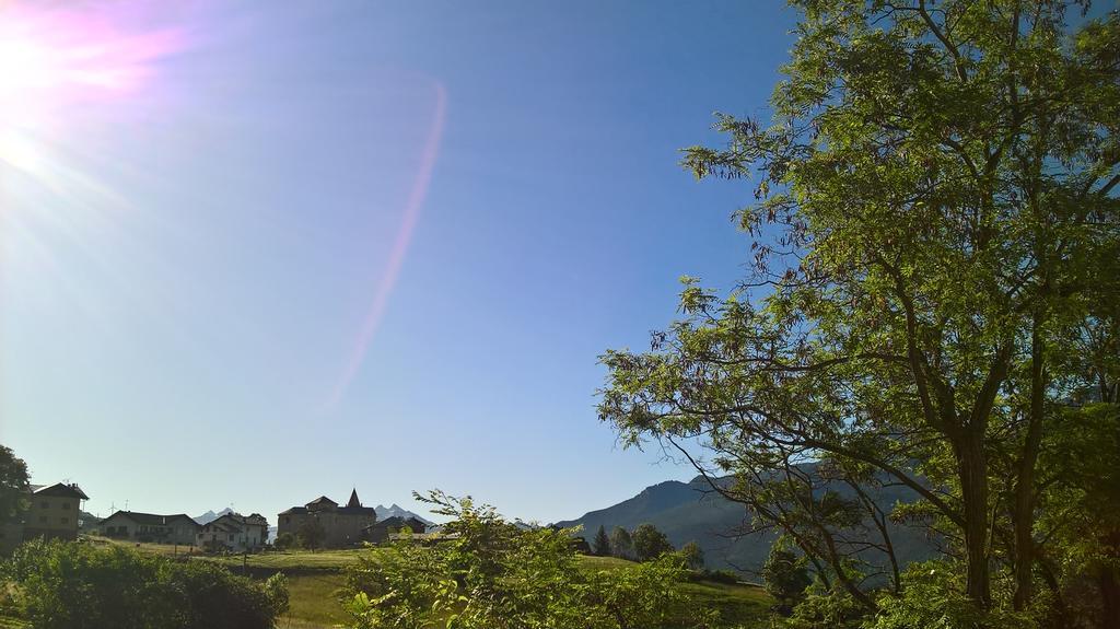 Les Vrais Rayons Hotel Verrayes Buitenkant foto