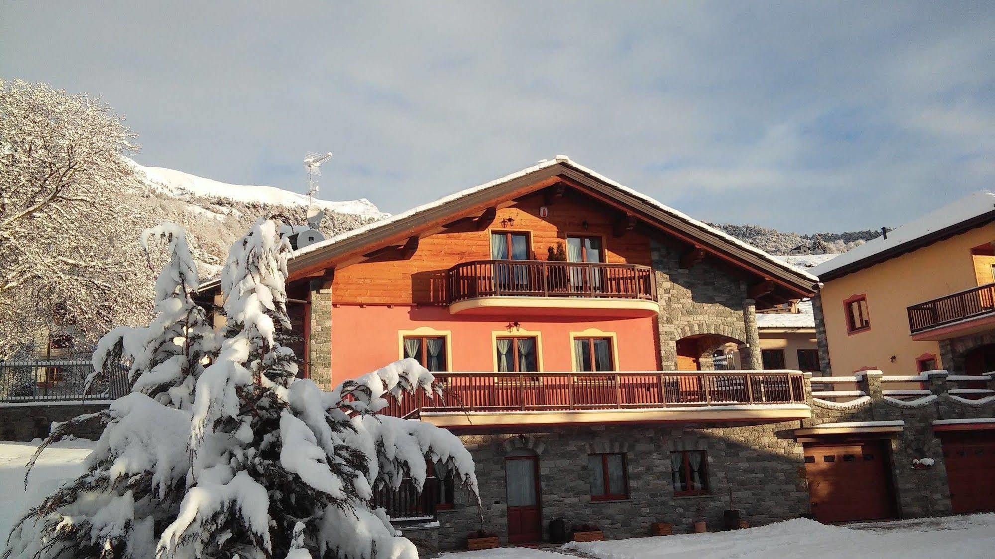 Les Vrais Rayons Hotel Verrayes Buitenkant foto