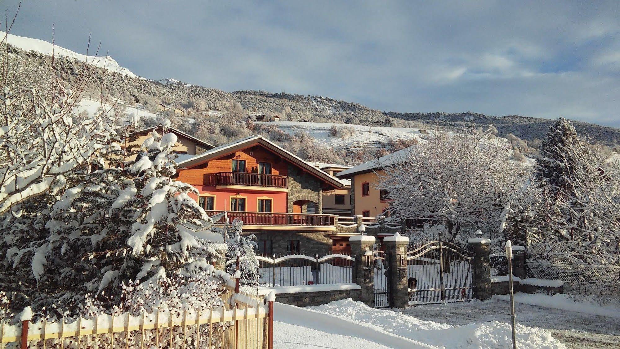 Les Vrais Rayons Hotel Verrayes Buitenkant foto